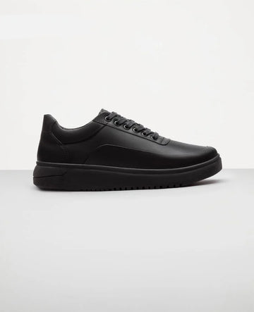 Tênis de Couro Preto R7